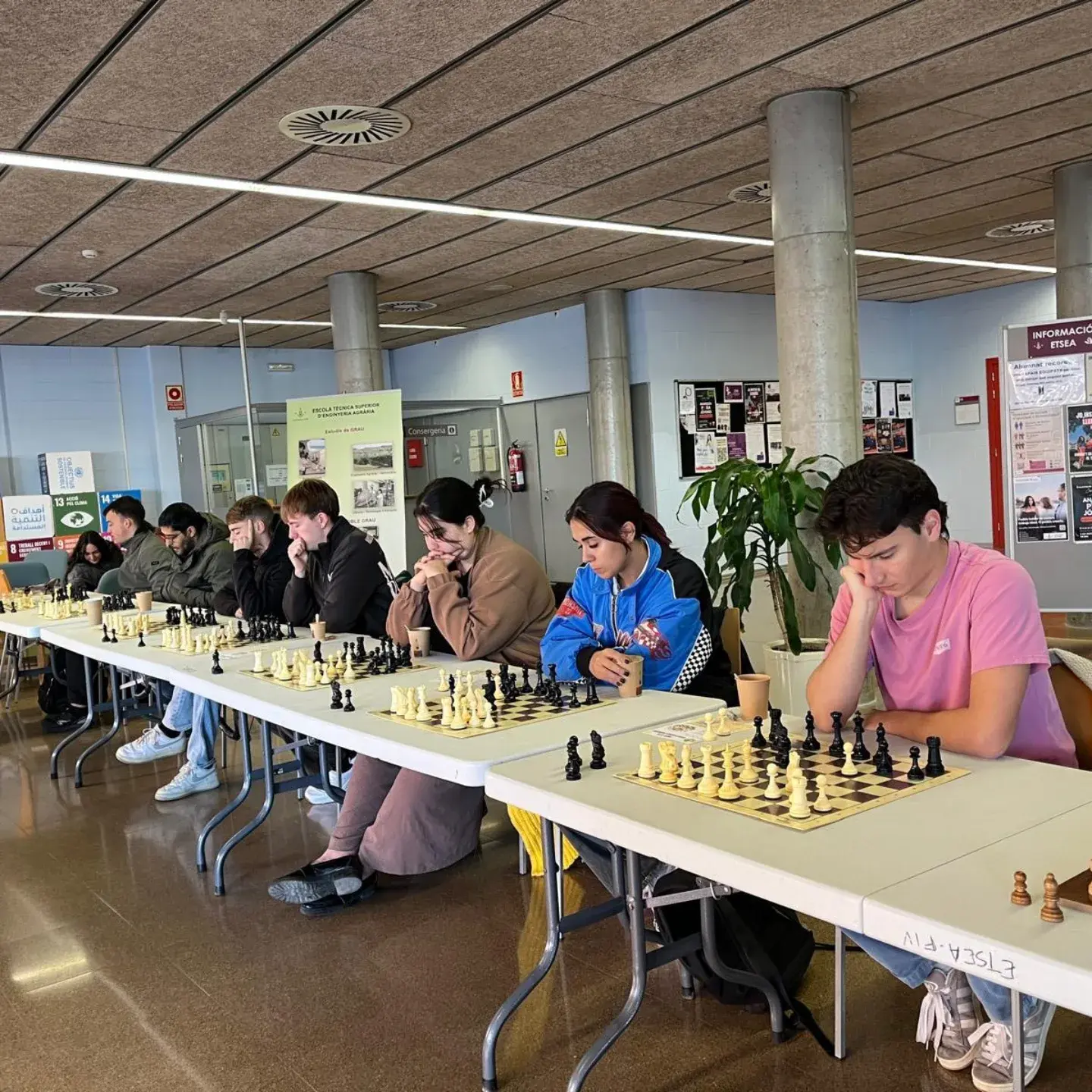 ♟️ Great success for the #BibliotecaCafiv Simultaneous Chess Games! - 4
